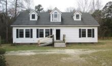 227 Sonee Ln Aberdeen, NC 28315