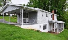 152 Oakland Dr Pulaski, VA 24301