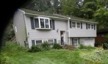 7 GREENTREE RD Stockholm, NJ 07460