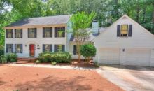 3824 Hunting Ridge Dr Lilburn, GA 30047