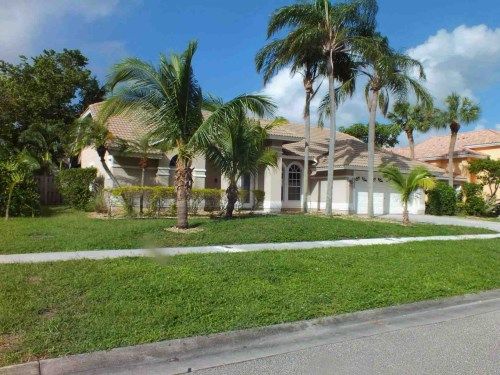 6641 Pierpont Dr, Lake Worth, FL 33467