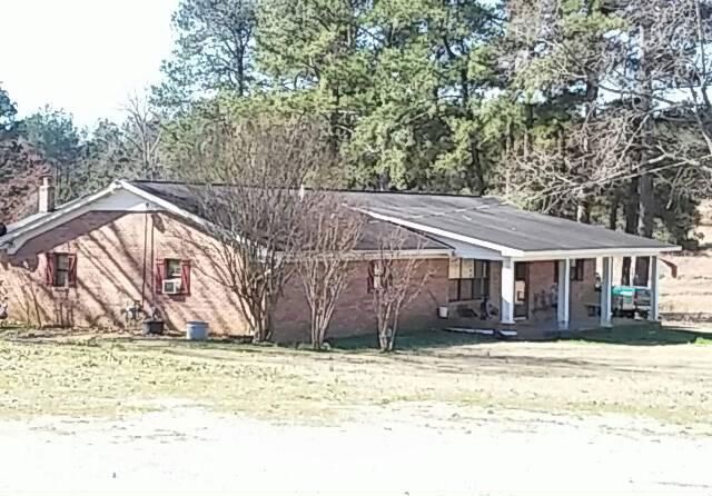 951 County Road 500, Corinth, MS 38834