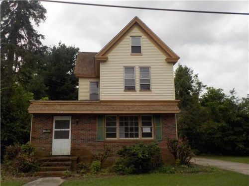 321 Fulton St, Millville, NJ 08332