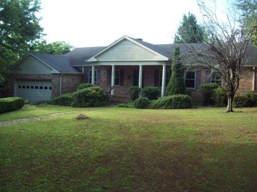 227 10th St NW, Fayette, AL 35555