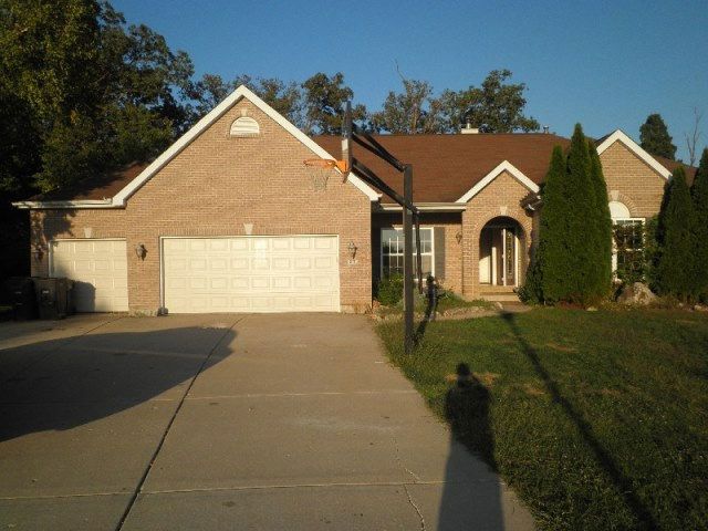 36 Silent Brook Ct, Lake Saint Louis, MO 63367