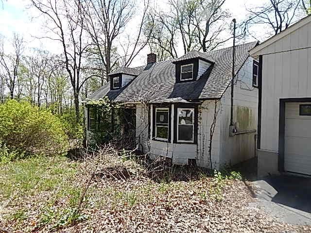 2 Newburgh Rd, Patterson, NY 12563