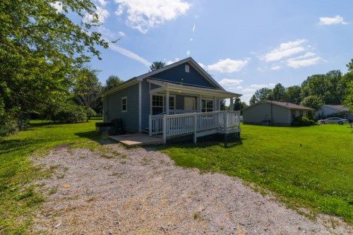 104 Brookside Dr, Dickson, TN 37055