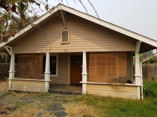 1118 W 11th St, Medford, OR 97501