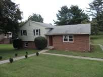 304 Oliver Ave, Crewe, VA 23930