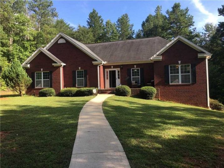 2243 Coppermine Rd, Temple, GA 30179