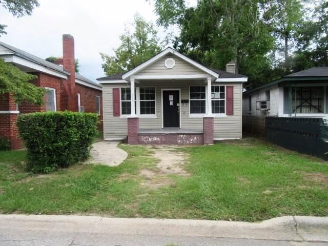 516 Acacia St, Savannah, GA 31405