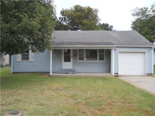 215 Frates Ave, Chaffee, MO 63740