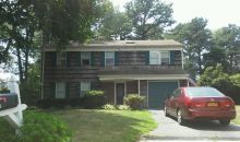 10 Cedar Heights Dr Ridge, NY 11961