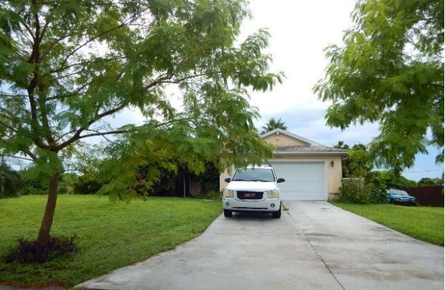 2010 Ne 15th Pl, Cape Coral, FL 33909