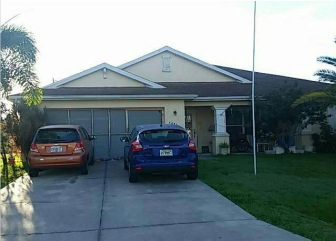 4025 SW 14th Pl, Cape Coral, FL 33914