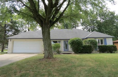 2023 E 44th St, Anderson, IN 46013