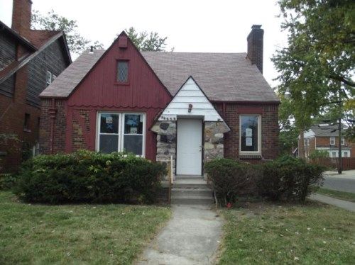 15375 Ashbury Park, Detroit, MI 48227