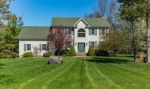 84 Coppergate Ln Warwick, NY 10990