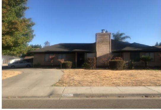 2402 E Vassar Dr, Visalia, CA 93292