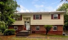 4 Cinder Rd Garnerville, NY 10923