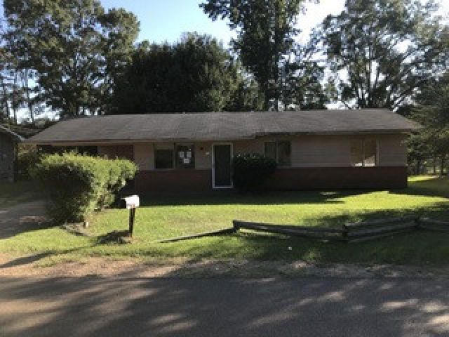 128 Jordan St, Crystal Springs, MS 39059