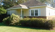 135 Fitzpatrick St Elmore, AL 36025