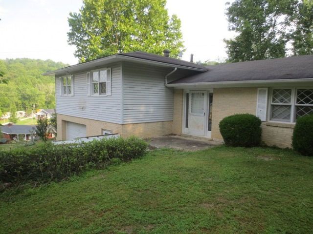 31 Mosswood Ln, Gray, KY 40734