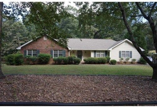 1607 Ramblewood Way, Snellville, GA 30078