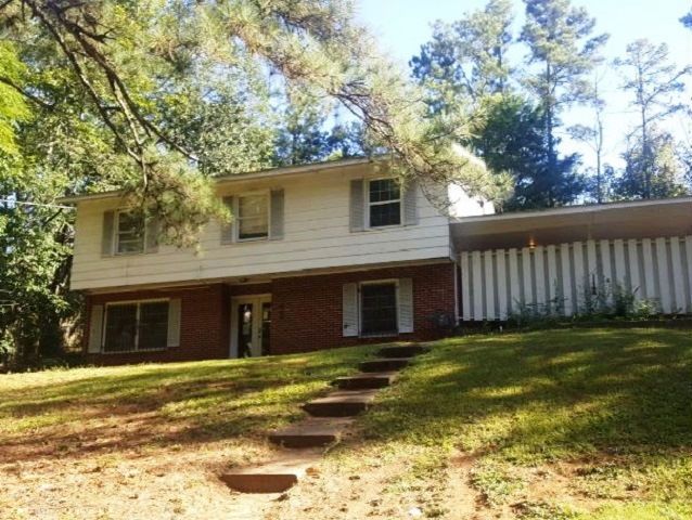 1134 Club House Rd, Columbus, GA 31903