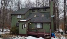 33 Bear Dr Newfoundland, PA 18445