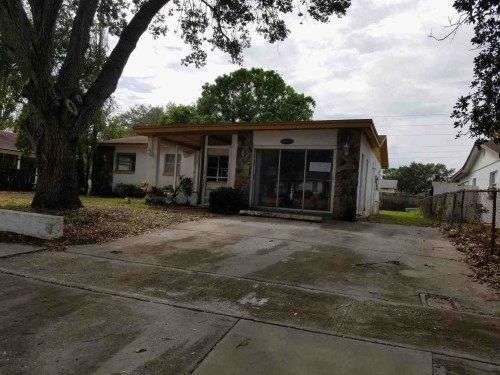 2140 23rd St SW, Largo, FL 33774