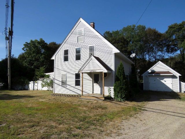 73 Wareham St, Middleboro, MA 02346