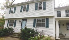 12 Country Ln Canton, CT 06019