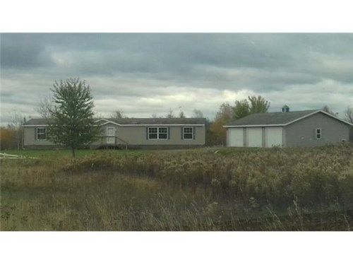 4766 Tower Rd, Moose Lake, MN 55767