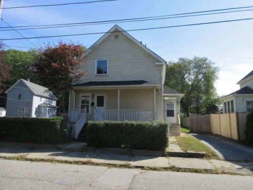 17 Eddy St, Webster, MA 01570