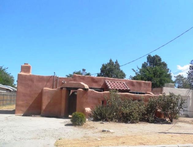 211 Sanchez Rd NW, Albuquerque, NM 87107