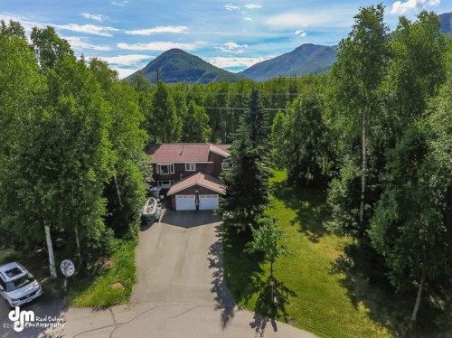 27346 Goshawk Court, Chugiak, AK 99567