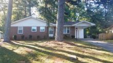 393 Windsor Dr Forest Park, GA 30297