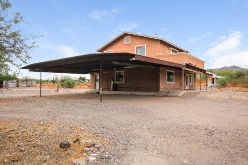 49202 N 7th Ave, New River, AZ 85087