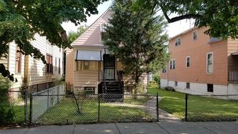 312 W 111th St, Chicago, IL 60628