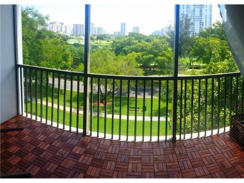 3475 N Country Club Dr # 503, Miami, FL 33180