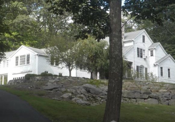 4 Pink Cloud Ln, Weston, CT 06883