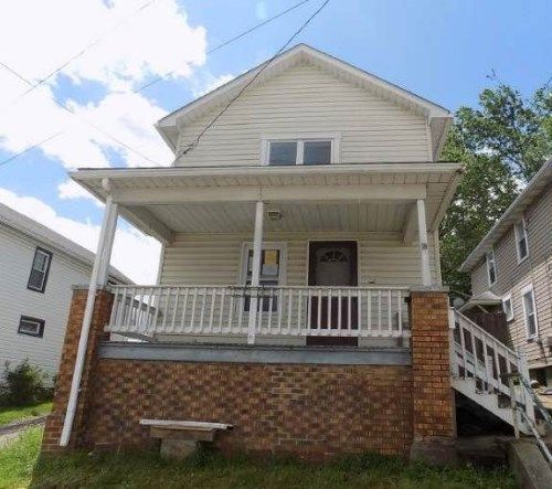 105 East Washington St, Mount Pleasant, PA 15666