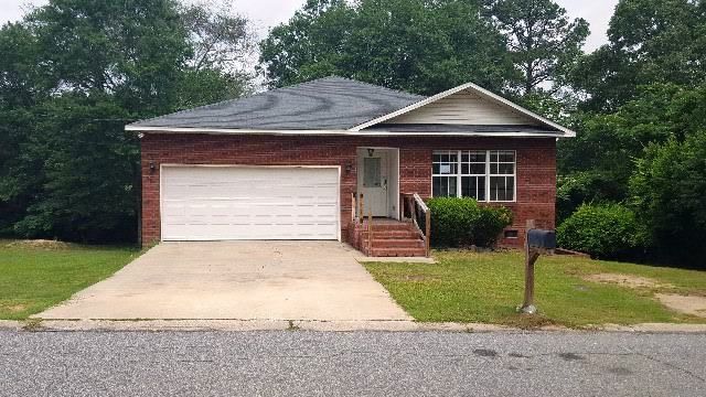 1878 Crestview Dr, Macon, GA 31211