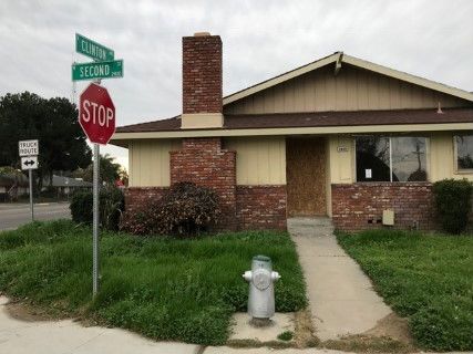 3115 E Clinton Ave, Fresno, CA 93703