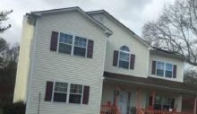 9 Miller Ct Holbrook, NY 11741