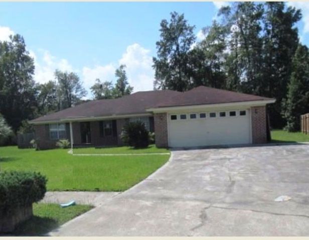 3 Glen Oaks Ct, Savannah, GA 31405