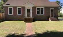 233 N Church St Manning, SC 29102