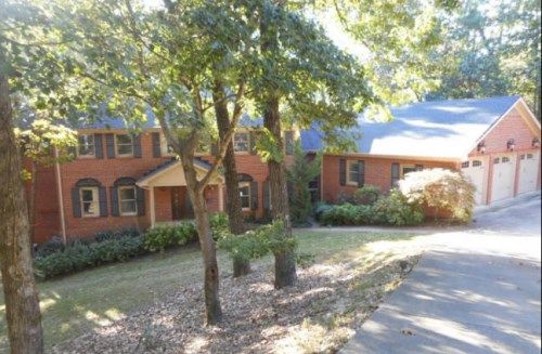 9104 Windstone Dr, Ooltewah, TN 37363