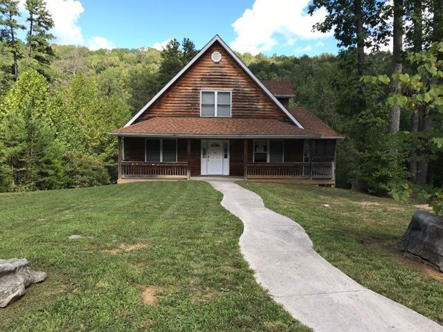 2798 Roberts Bend Rd, Burnside, KY 42519